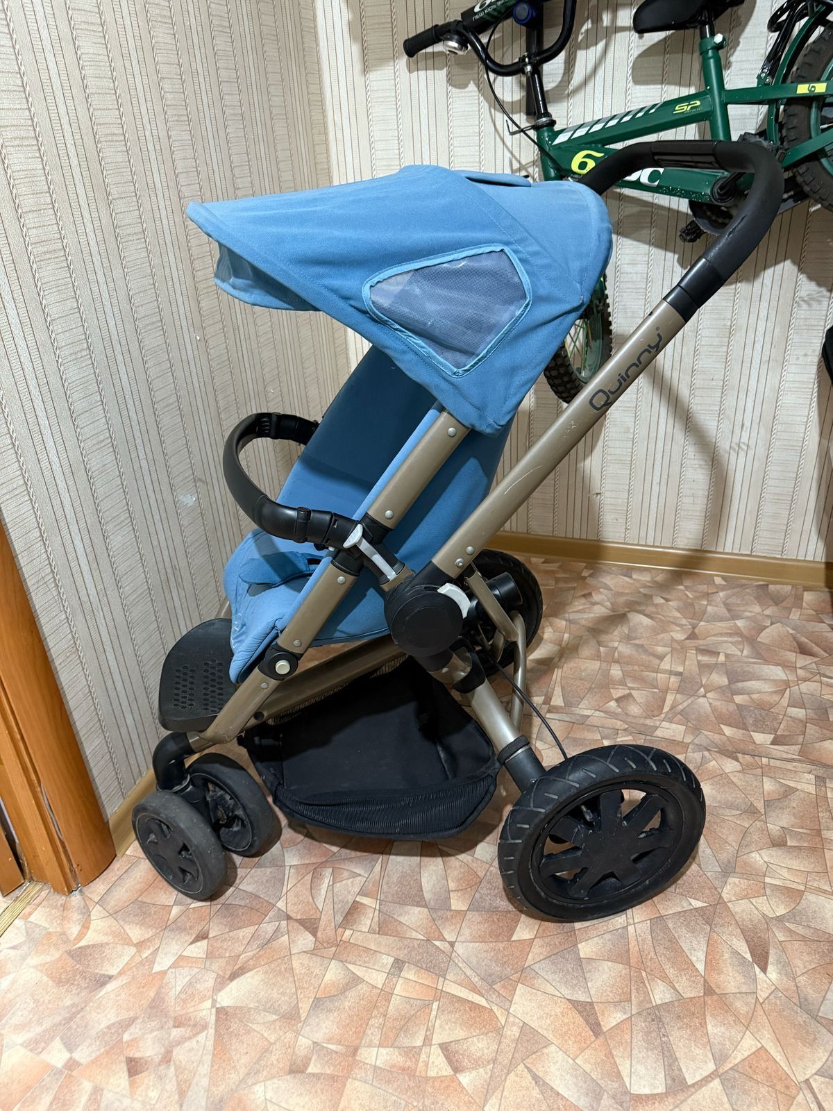 Продам качественную коляску
