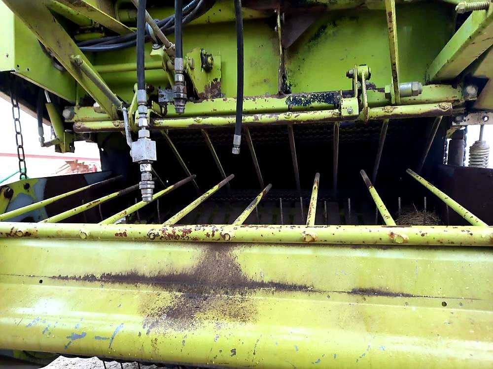 Рулонный пресс-подборщик Claas Rollant 44/ 46/ 66 б/у из Европы
