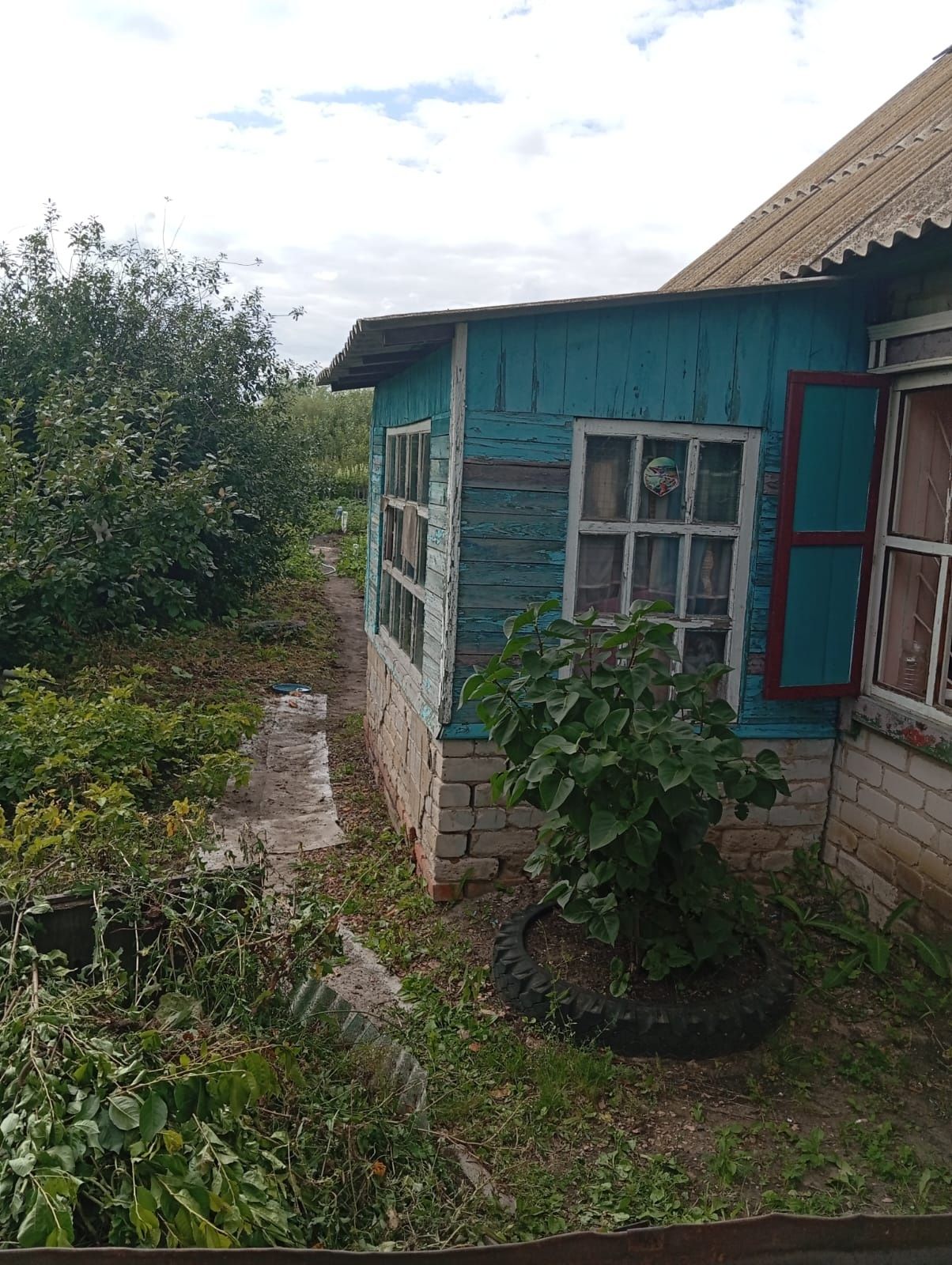 Продам дачу,Кирпичный дом