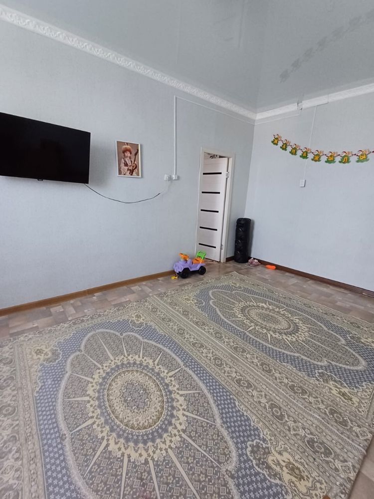 Продам 2 комнатный квартира в Жилянке