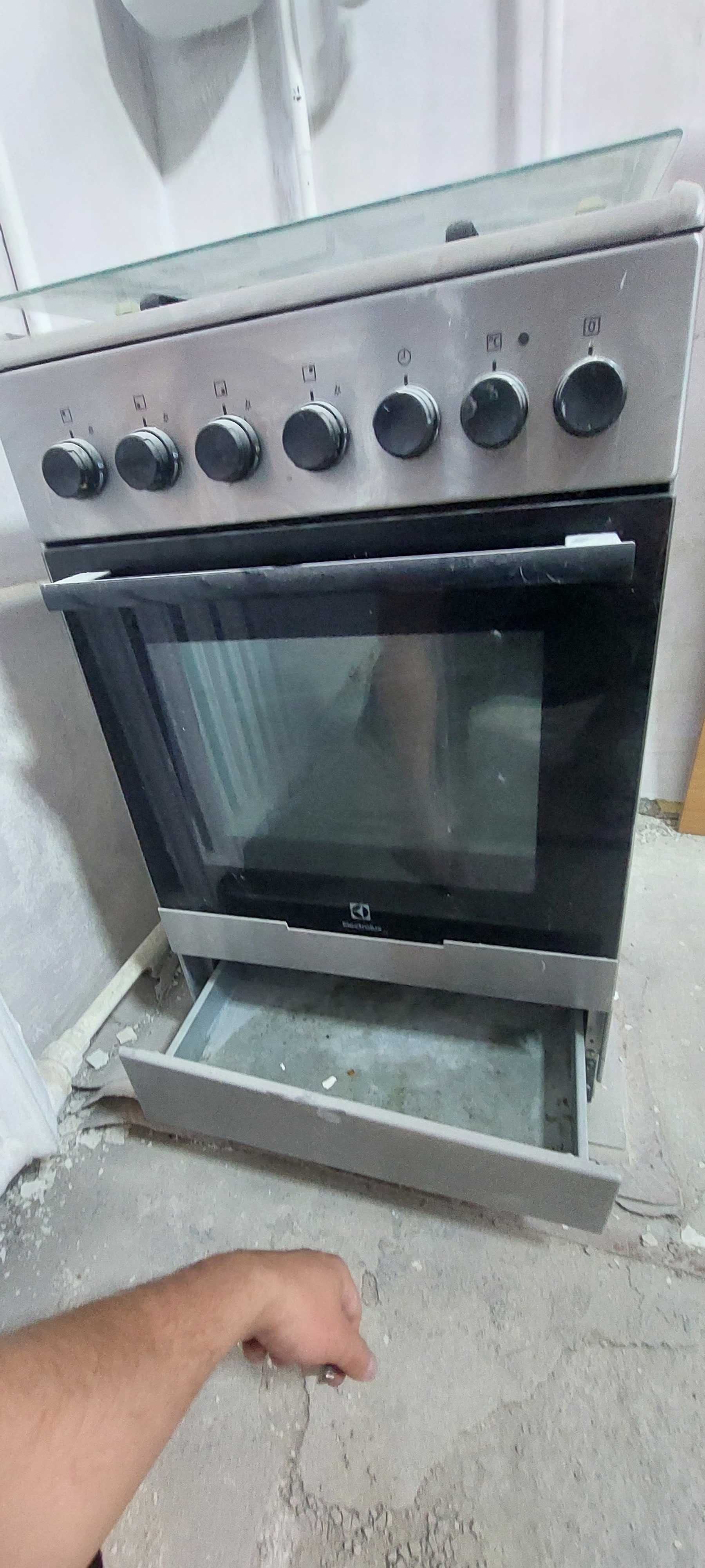 СРОЧНО газовая плита состояние хорошее