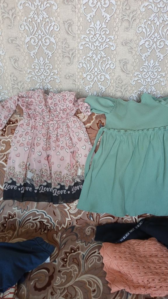 Продам Детские вещи