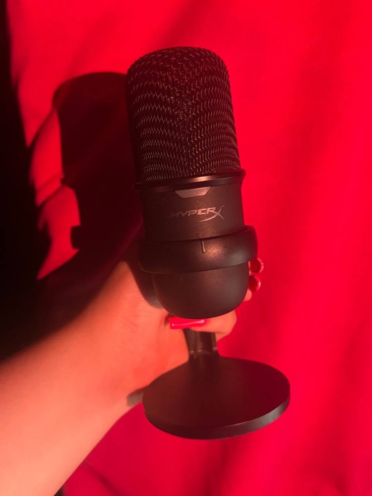 Продам микрофон xyperX solocast