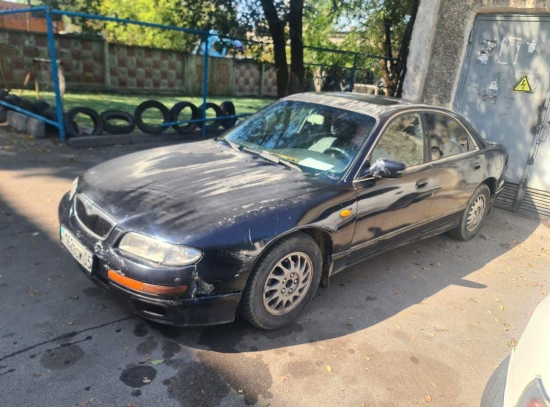 Мазда Xedos 1995г.