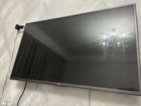 Цветной, плоский Телевизор LG ( диагональ 109см)