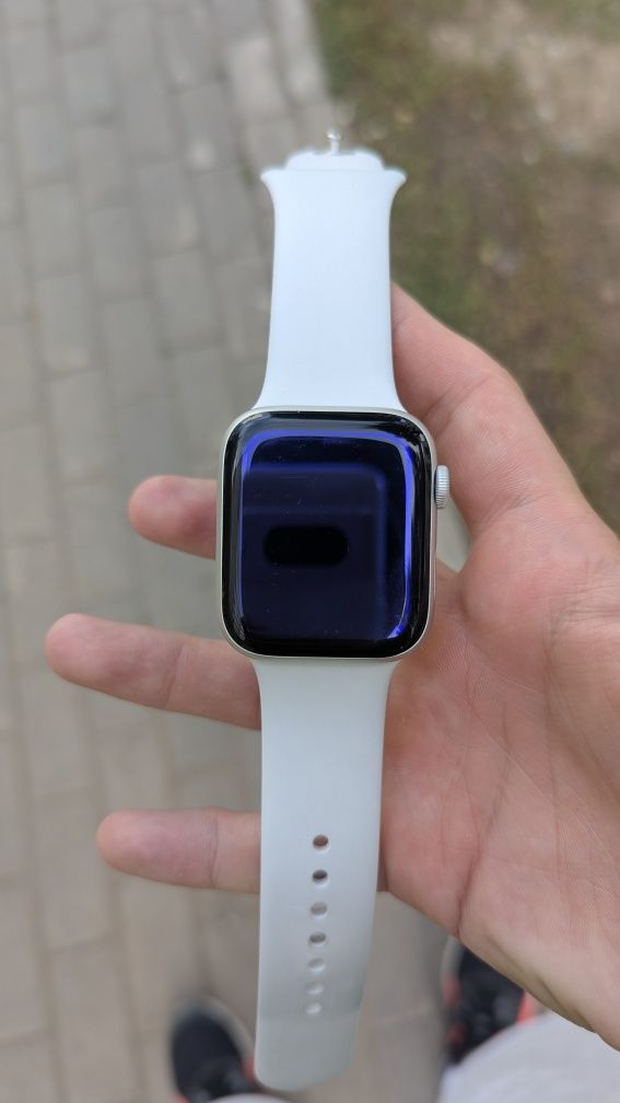 Apple watch se 44mm (на запчасти)