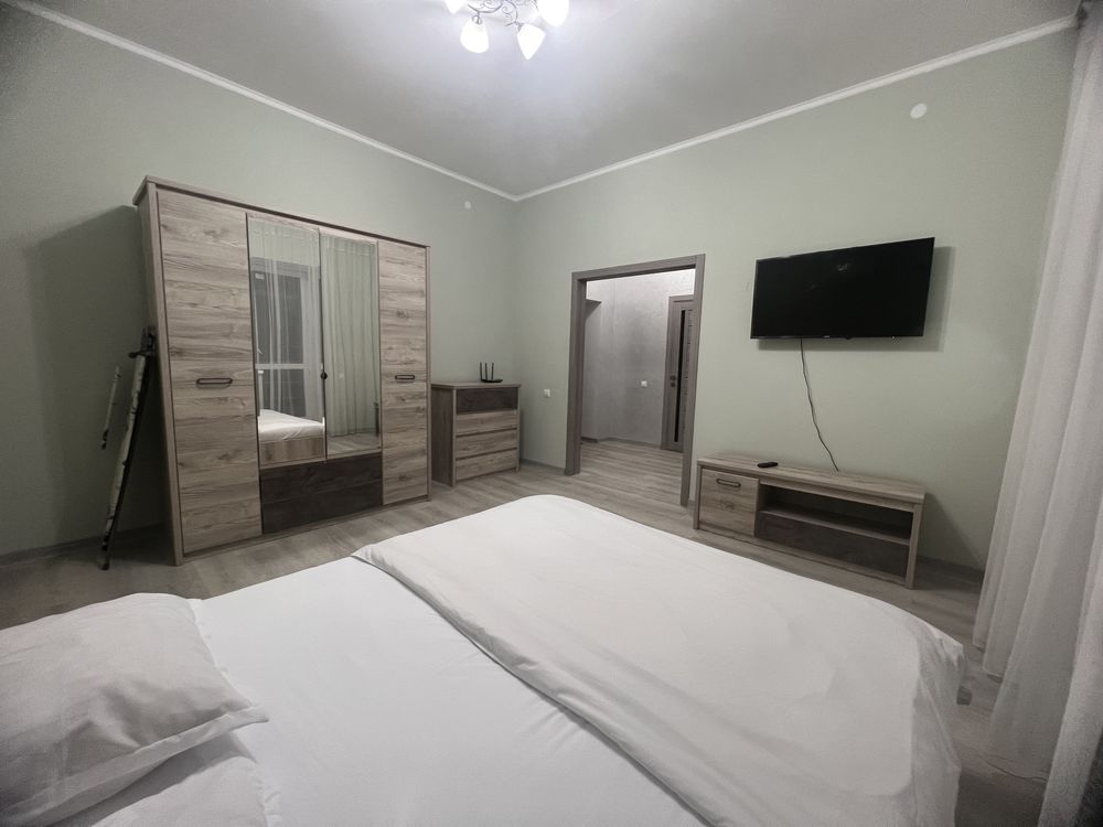 Сдам 1 к кв Батыс2 посуточно