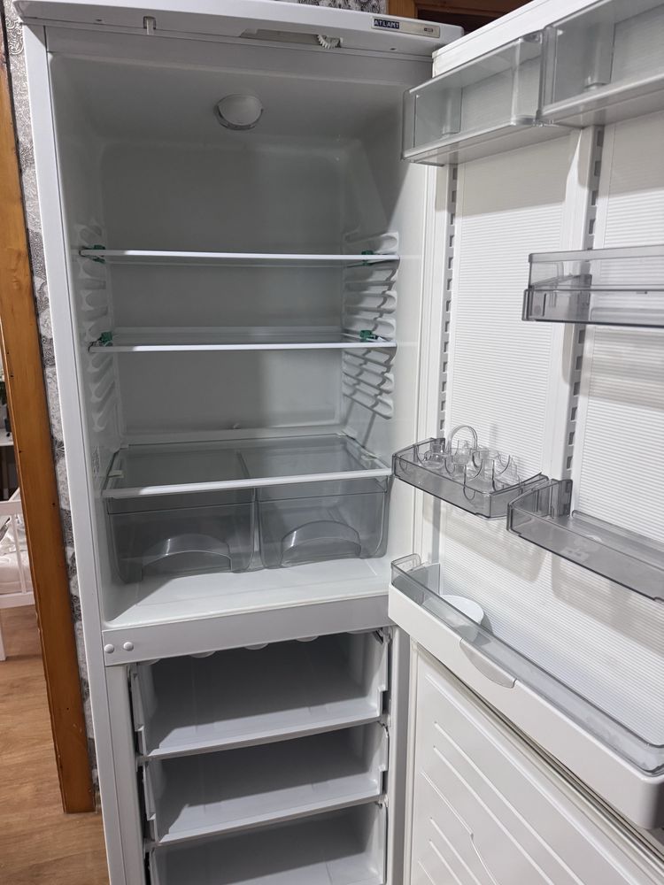 Холодильник продам в хорошем состояний