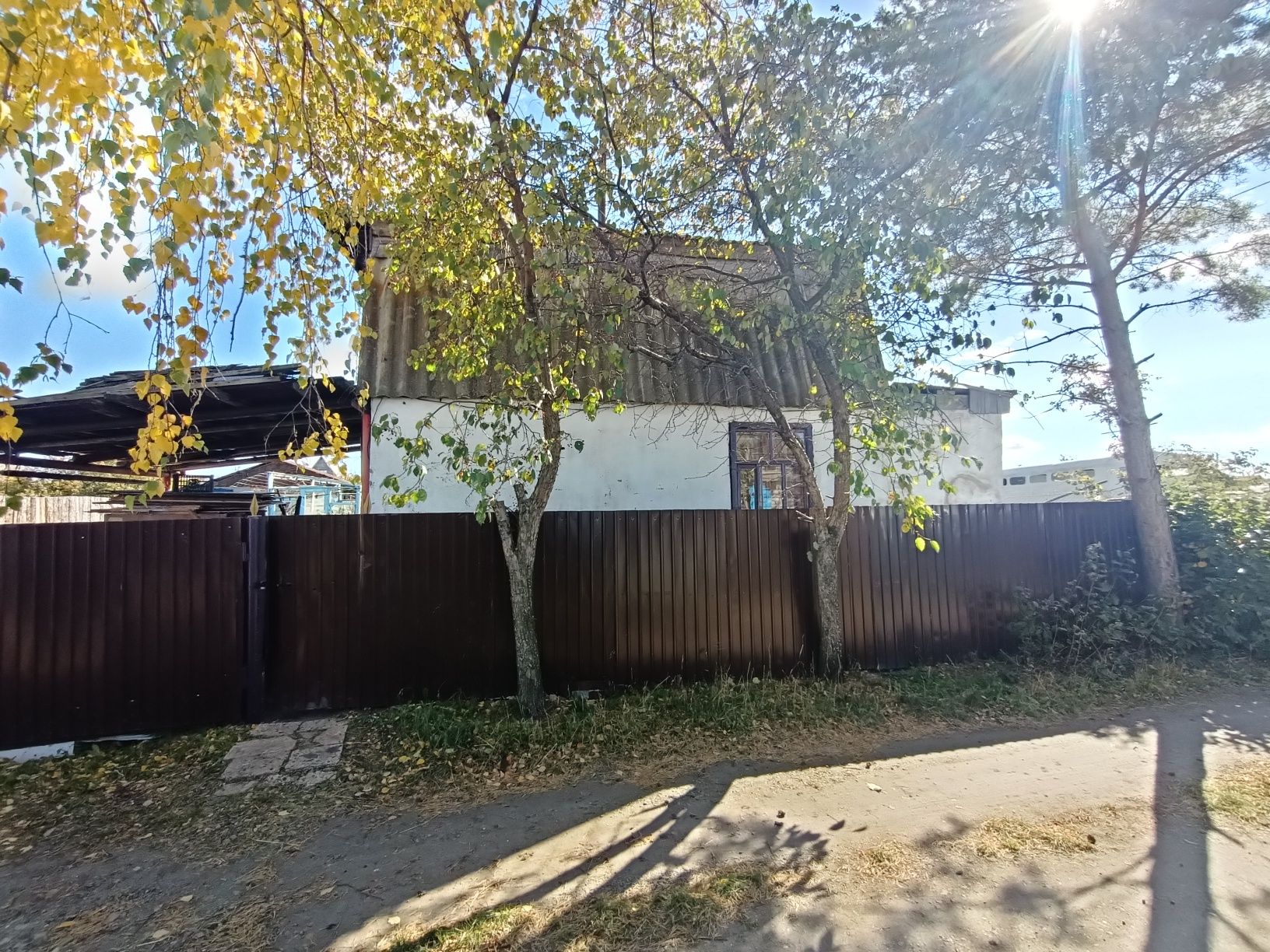 ПРОДАМ дачу (рядом с круглогодичным маг.), 510 кв.м. для строительства