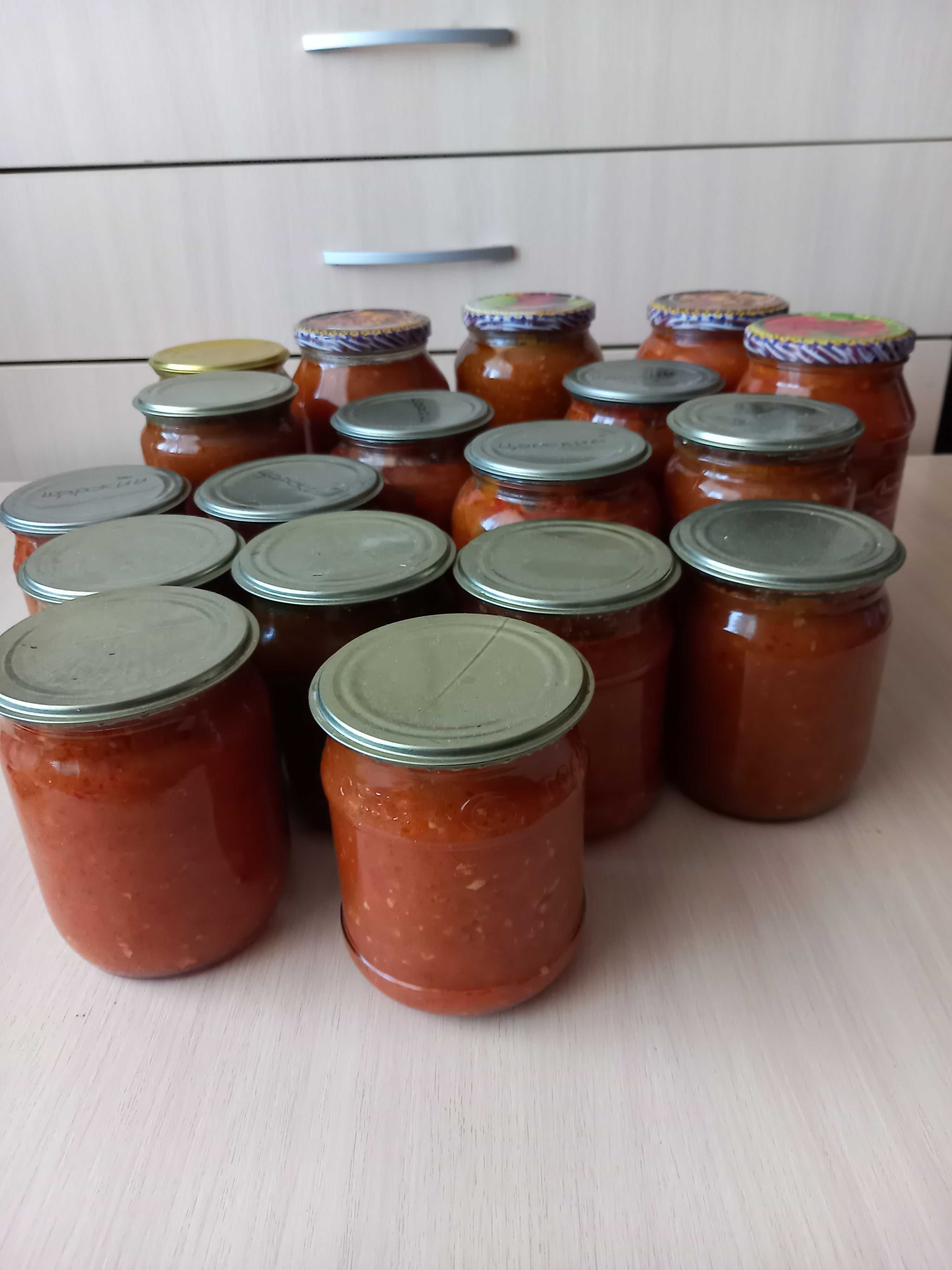 Икры. огурцы. смородина, клубника в сахаре.