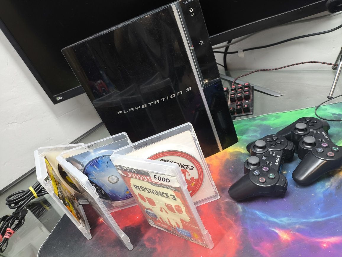 PS3 FAT 500GB/2 Геймпада/3диска/полный комплект/Ред.
