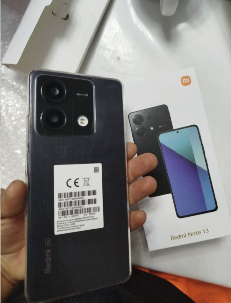 Новый Redmi Note 13 на 256 гигабайт