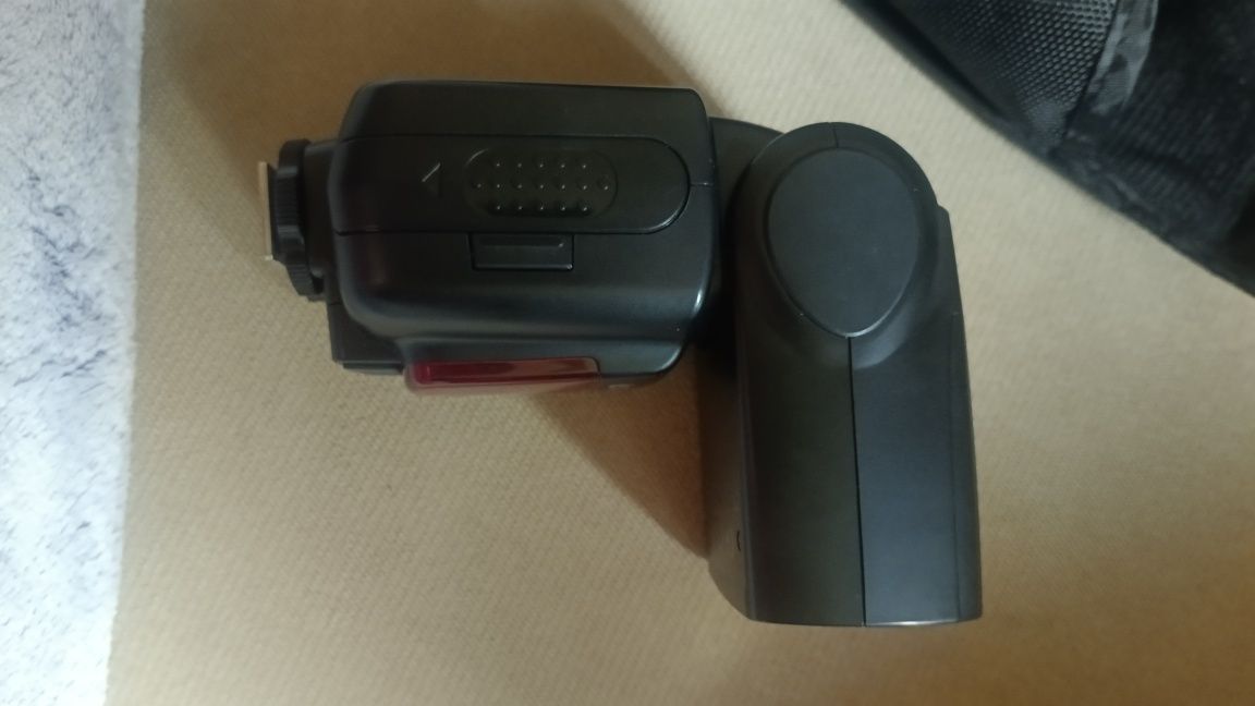 Продам фотоаппарат почти не пользовались