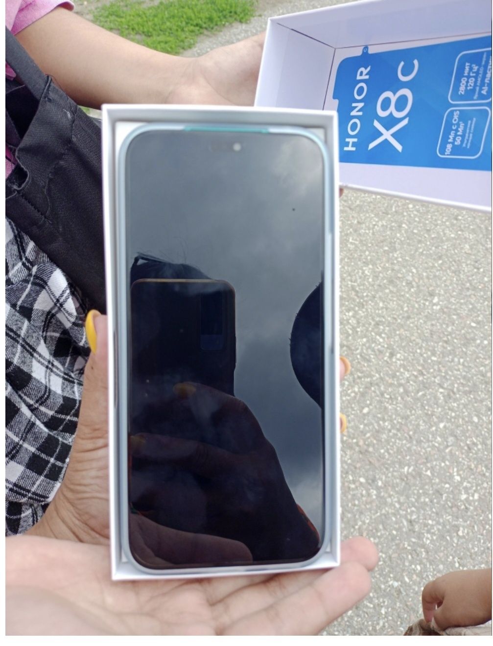 Срочно продам Смартфон HONOR X8c 8 ГБ/256 ГБ зеленый


1,5  ай бұрын а