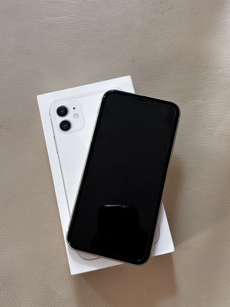 Iphone 11 (128gb) в иделаьном состоянии