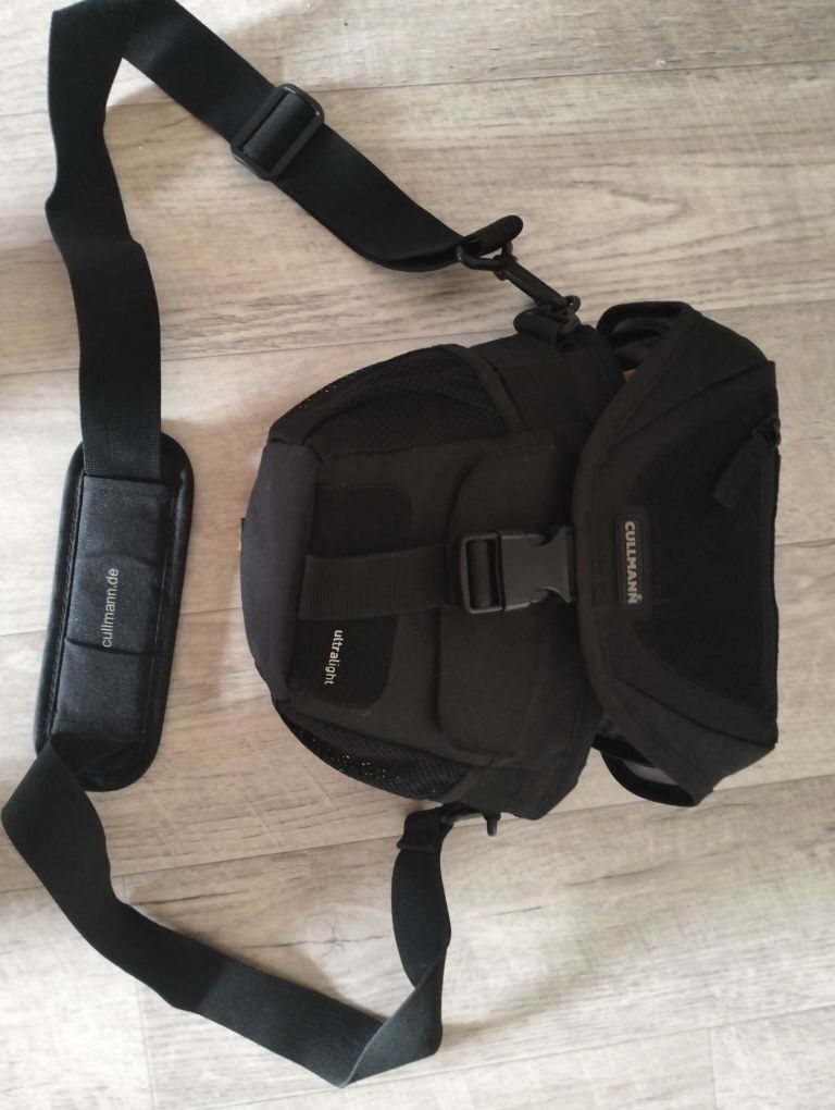 Продам фотоаппарат Canon 1200D
