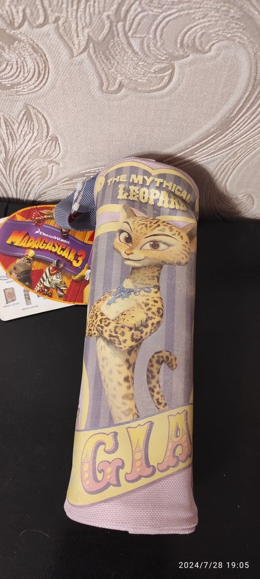 Продам пеналы из бамбука для канцелярии.