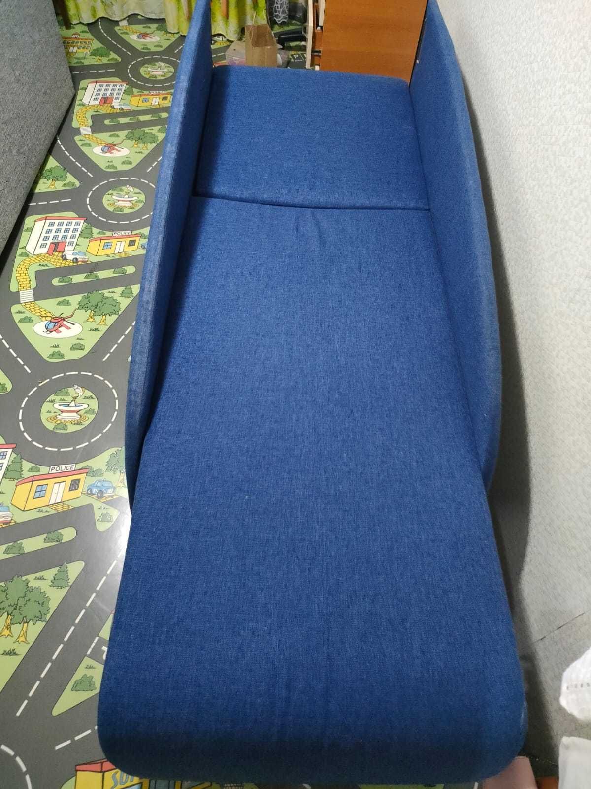 ПРОДАМ Две раздвижные кровати с ящиками для белья!!!