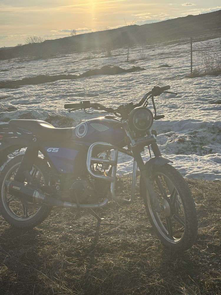 Продам Альфа Raser Gs 125