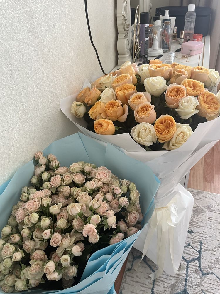 Продам цветы почти новые