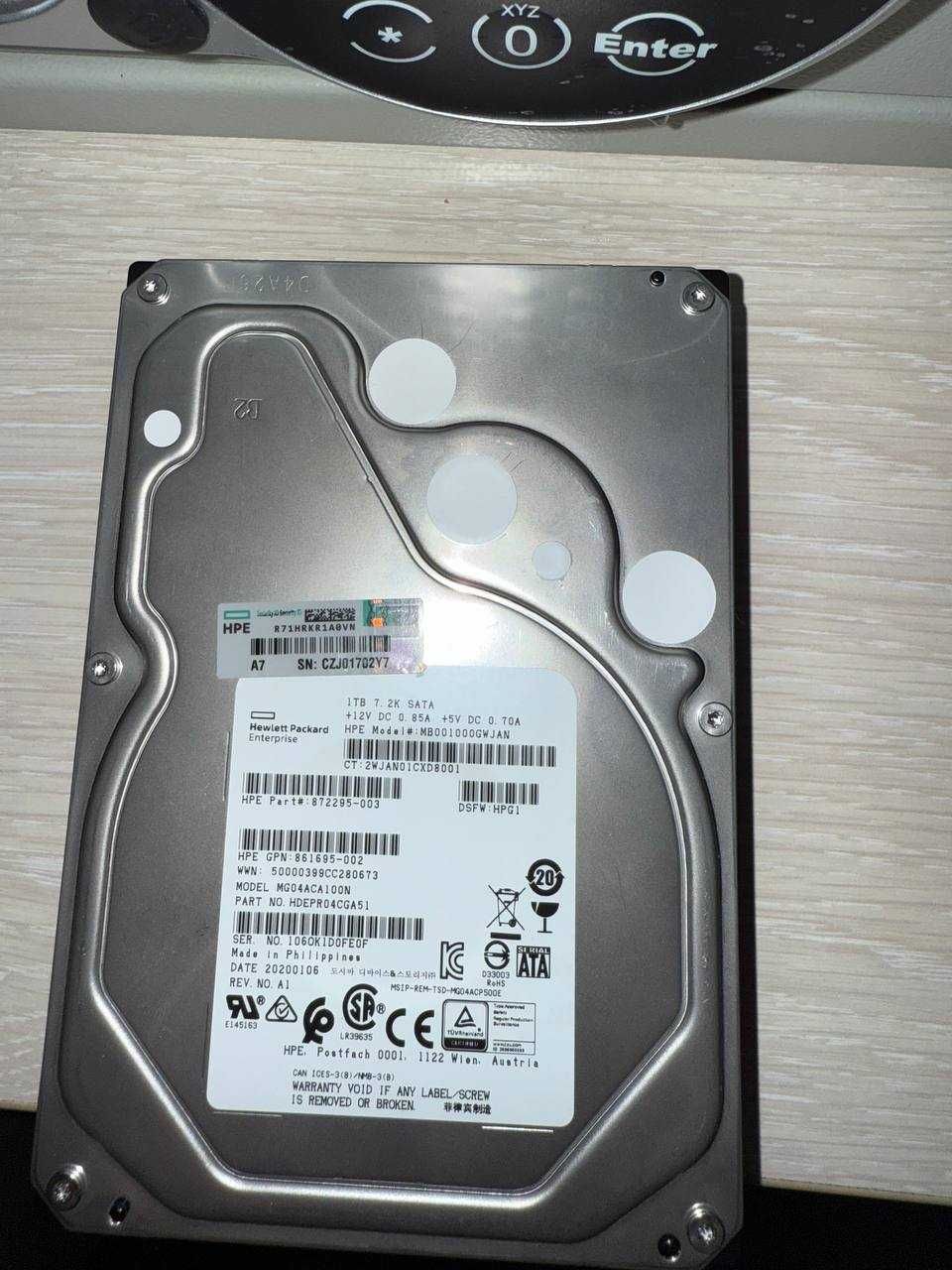 Продам жесткий диск HDD HPE 1TB 7.2K SATA 3.5