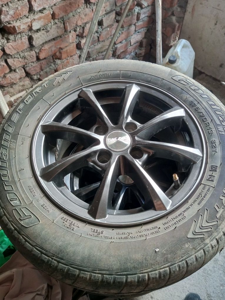 Продам комплект Дисков R13