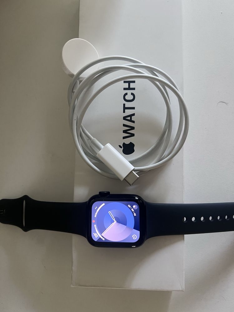Продам apple watch se gen 2