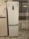 Двухкамерный холодильник LG