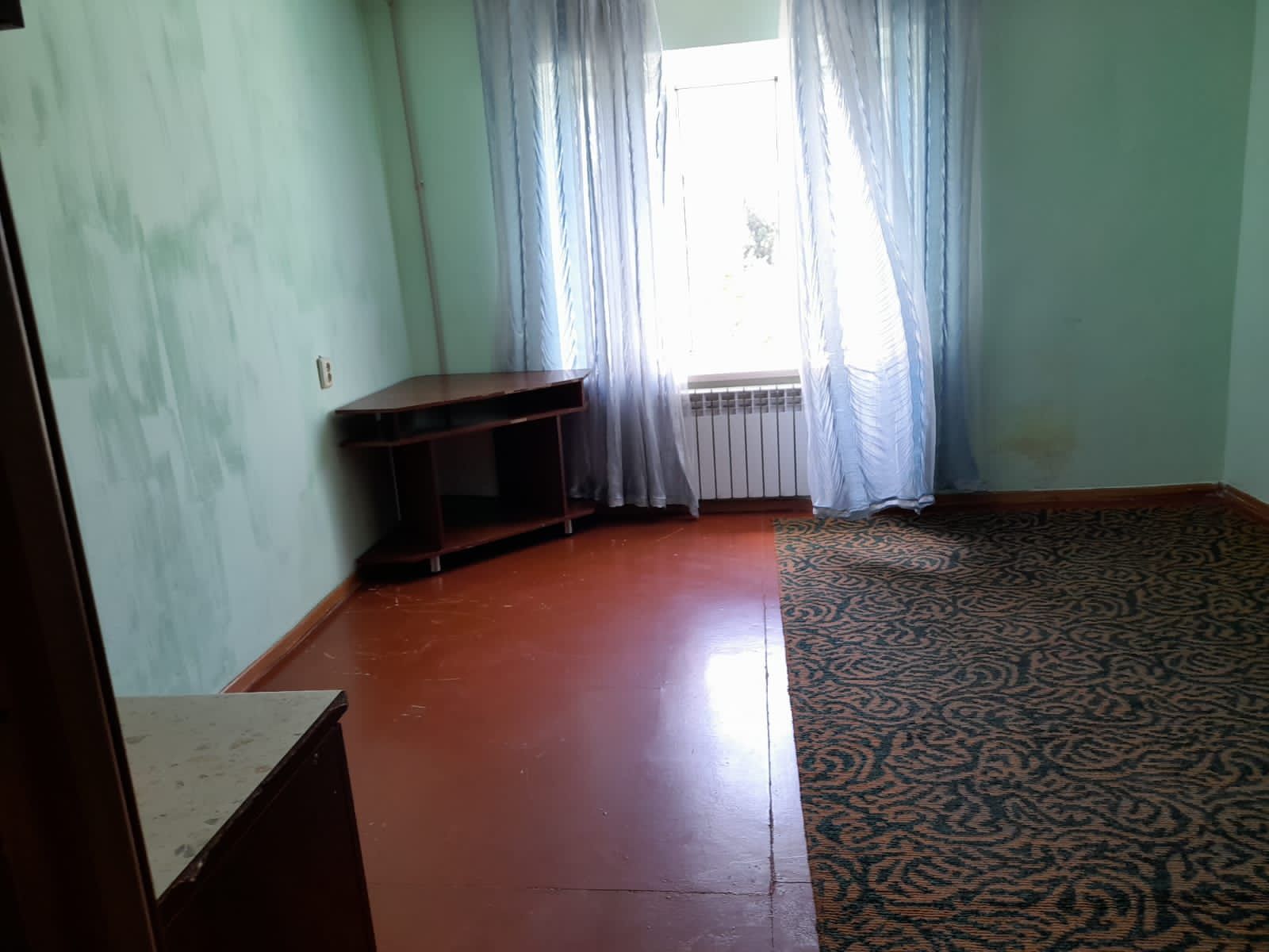 Продается комната на химпоселке.