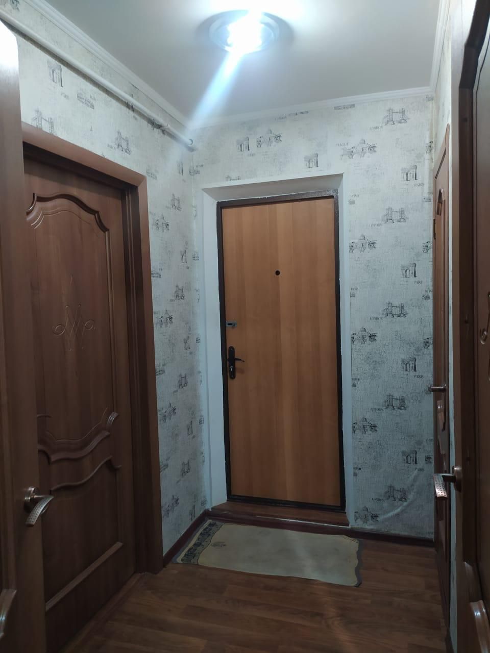 Почасово -1500т.посуточно. 1ком_4мкр.6 мкр  Жигули