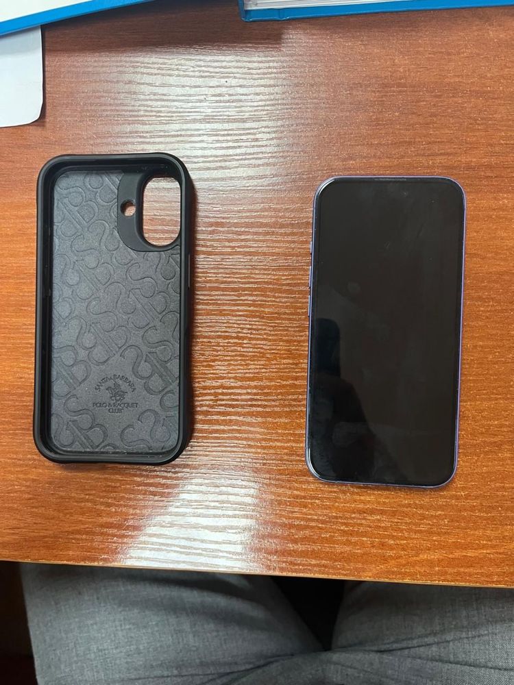 Продам Iphone 16
