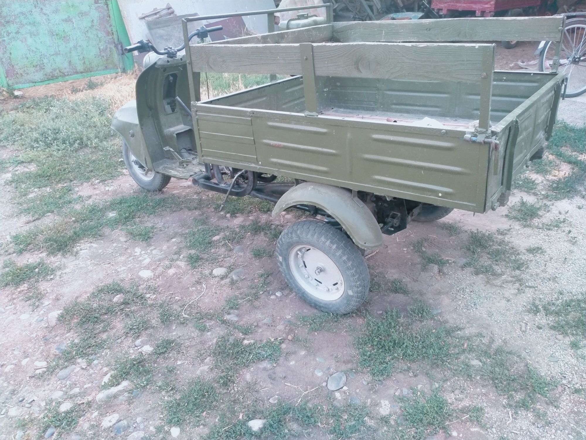 Муравей сатылады