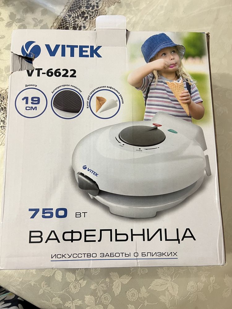 Вафельница новая