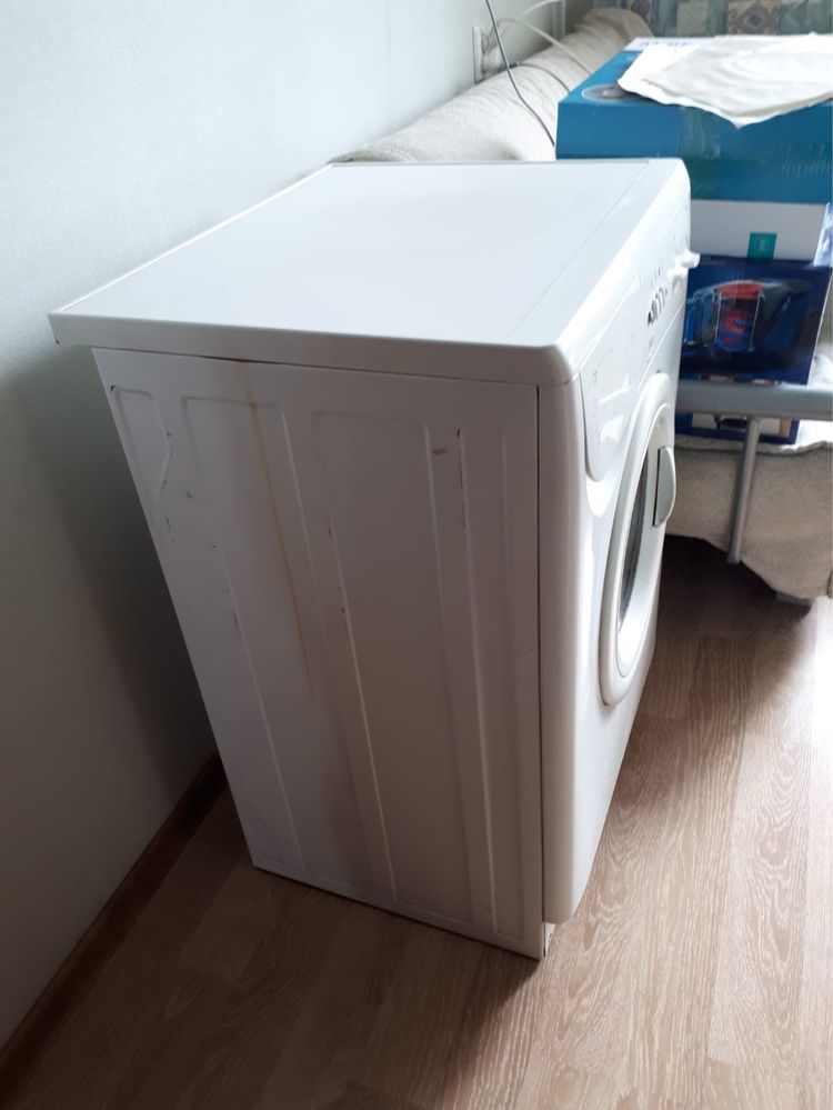Стиральная машина Indesit