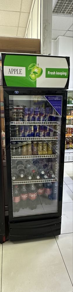 продается холодильник