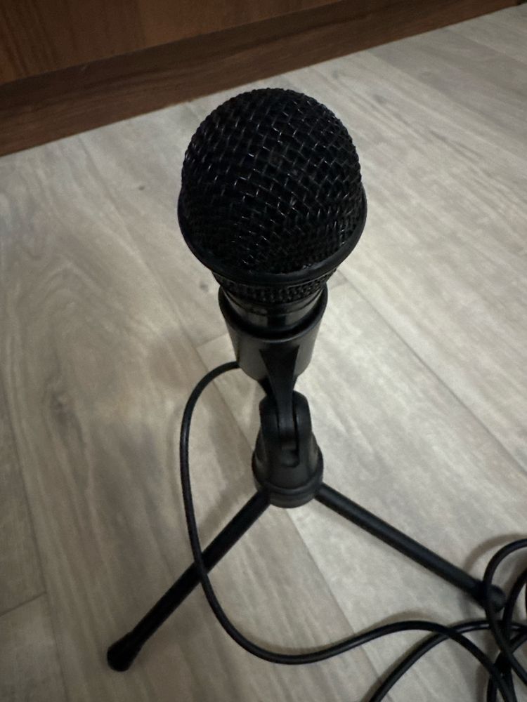 Микрофон Ritmix RDM-120 черный