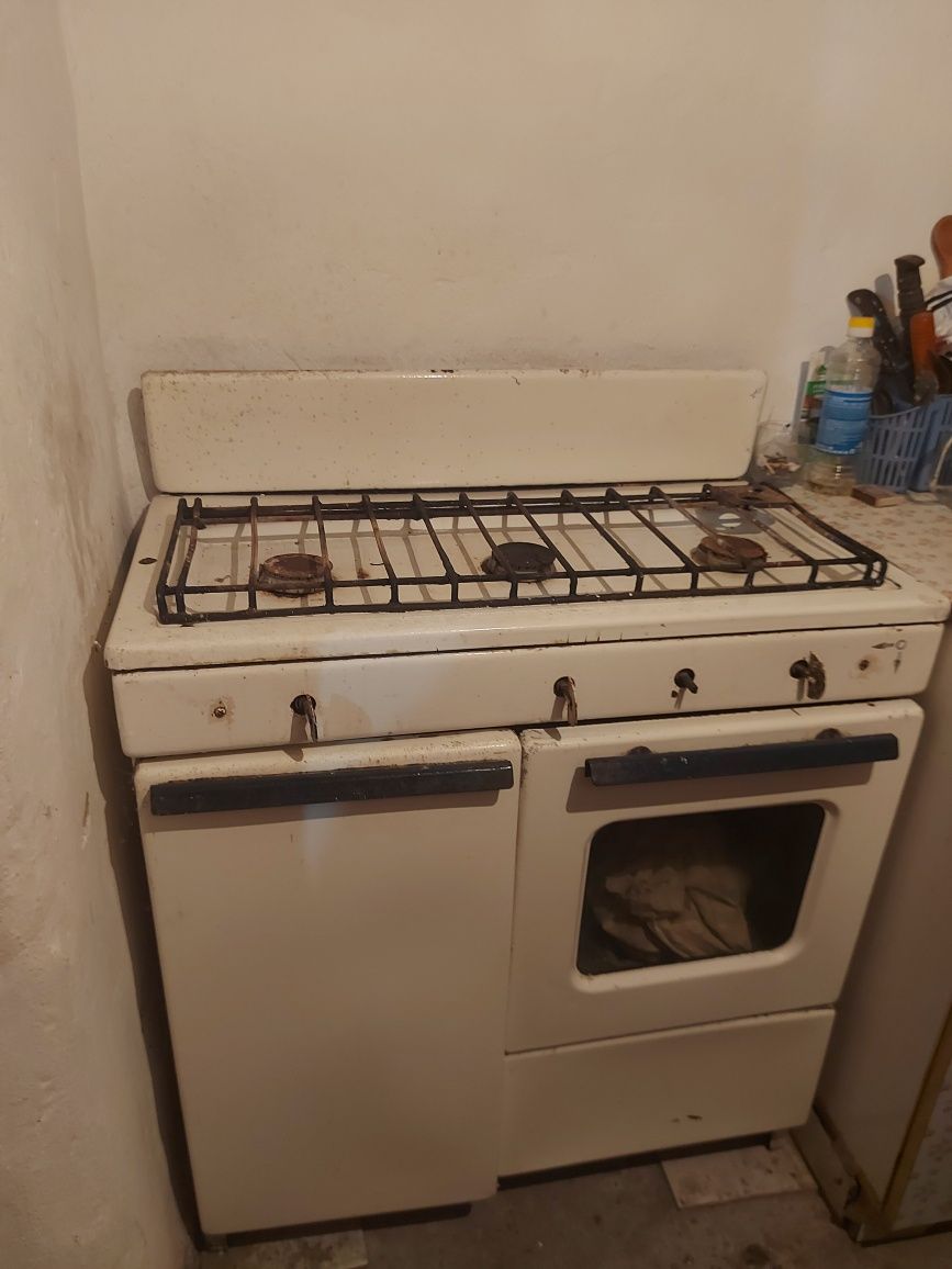 Продам   газ  плита