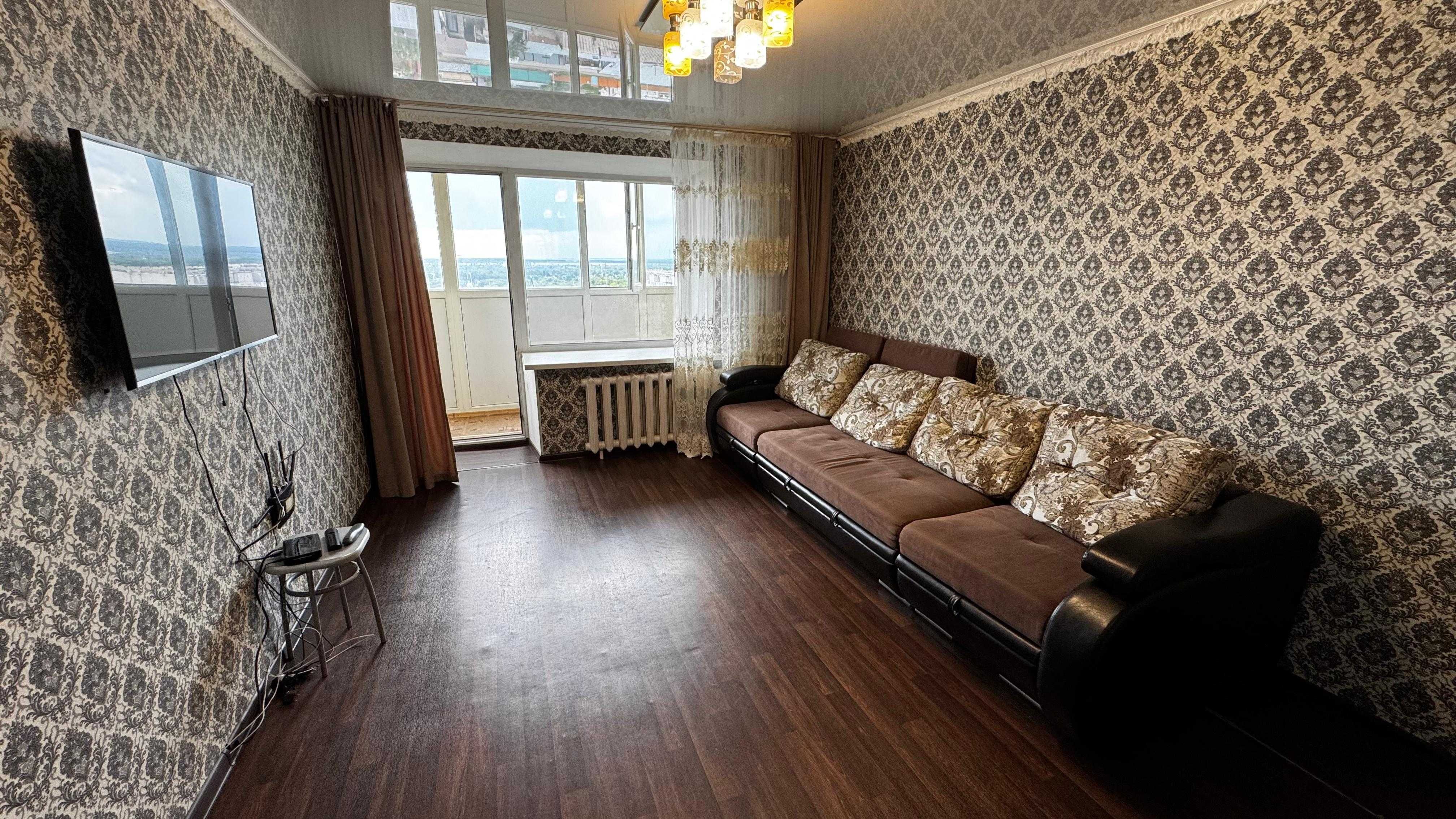 Продам 2х ком квартиру в р-не "Лагуны"