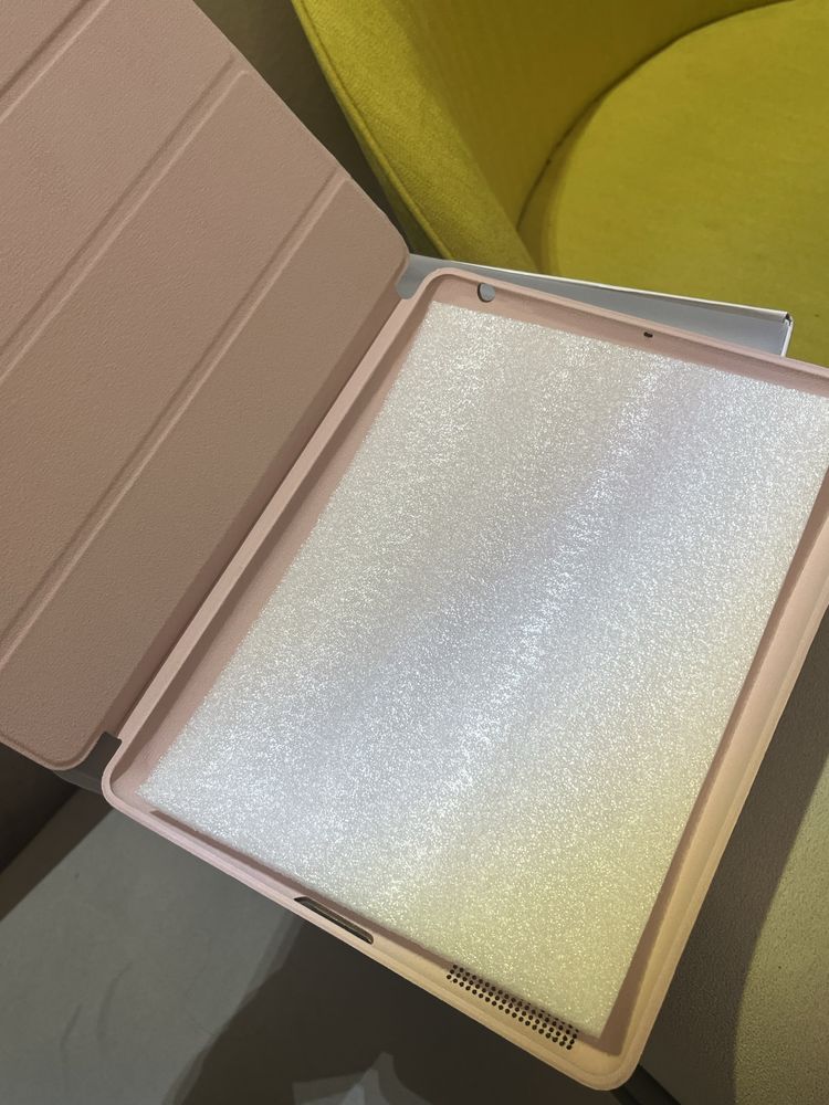 Чехол на IPad 2/3/4