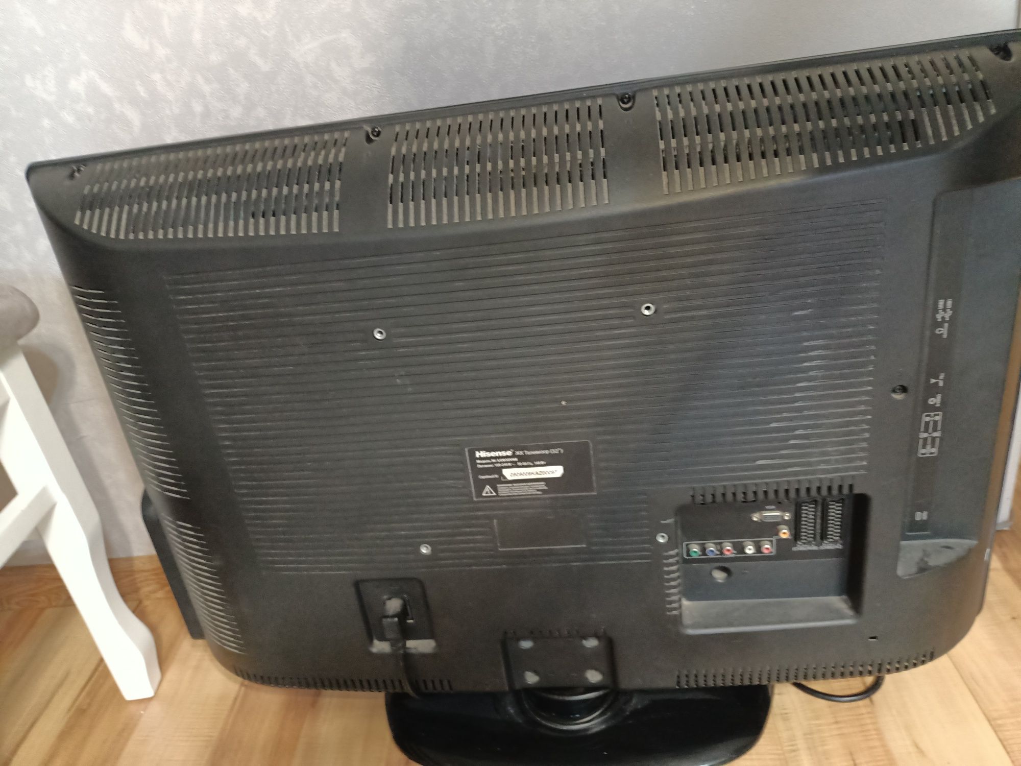 Продам телевизор Hisense ЖК (32')