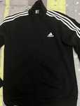 Вверх и низ Adidas