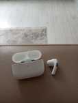 Продам Airpods левый наушник