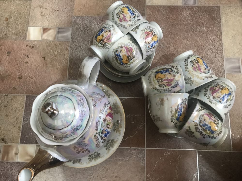 Мадонна ыдыстар сатылады