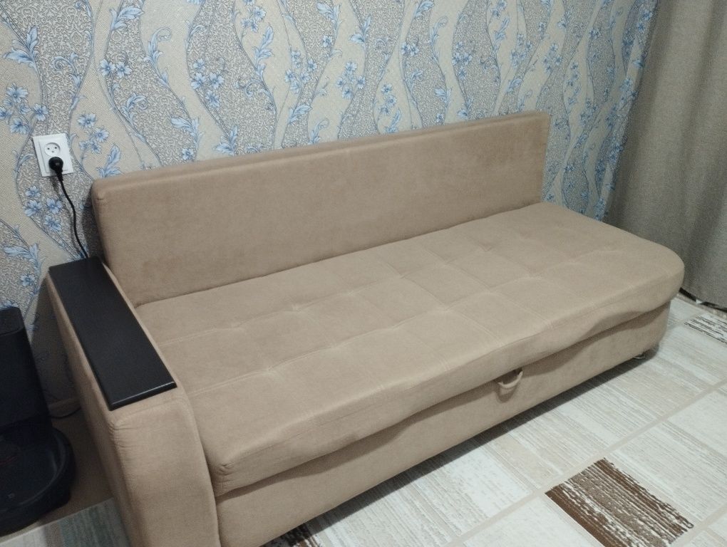 Продам диван, в хорошем состоянии