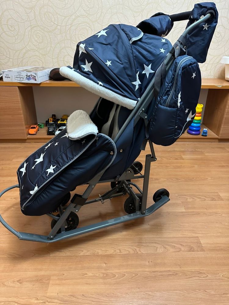 Коляска chicco. В отличном сотоянии
