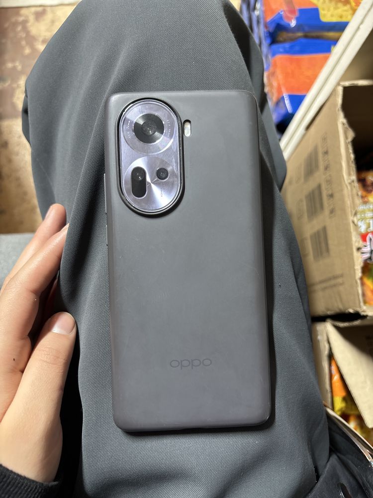 Oppo 11 сатылады багасы 50000мын