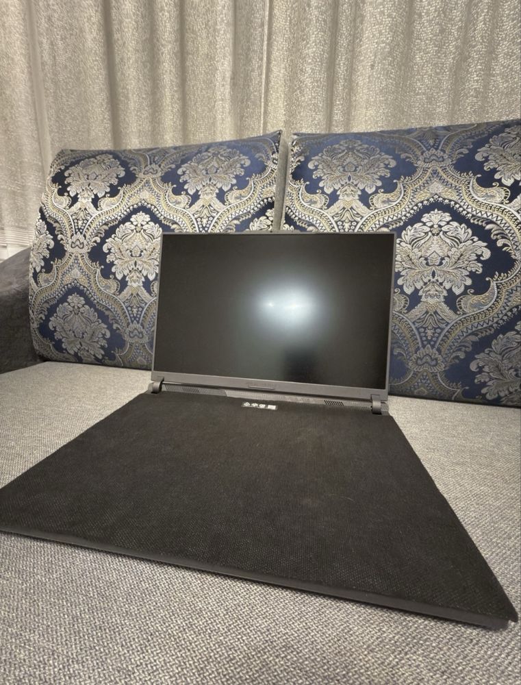 Мощный ноутбук ASUS ROG Strix G16