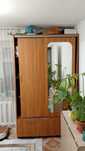 Срочно срочно в связи с переездом продам шкаф для одежды