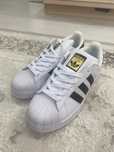Кроссовки Adidas