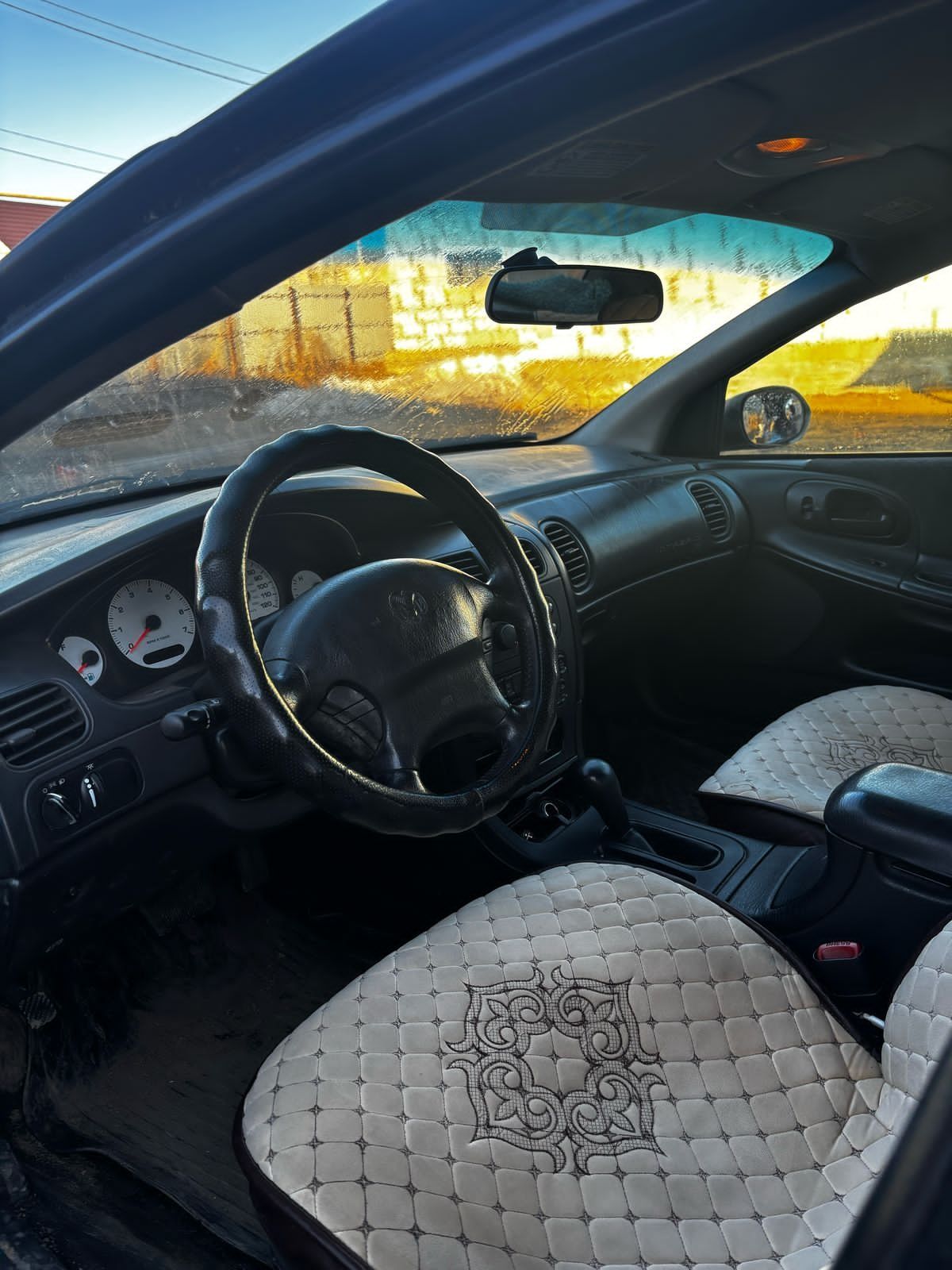 Продам автомобиль Додж Интерпид